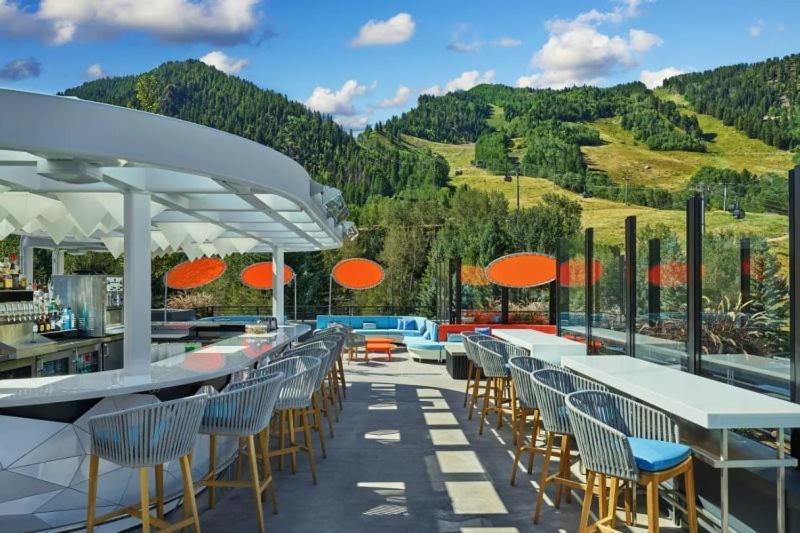 W Aspen Hotel Exterior foto