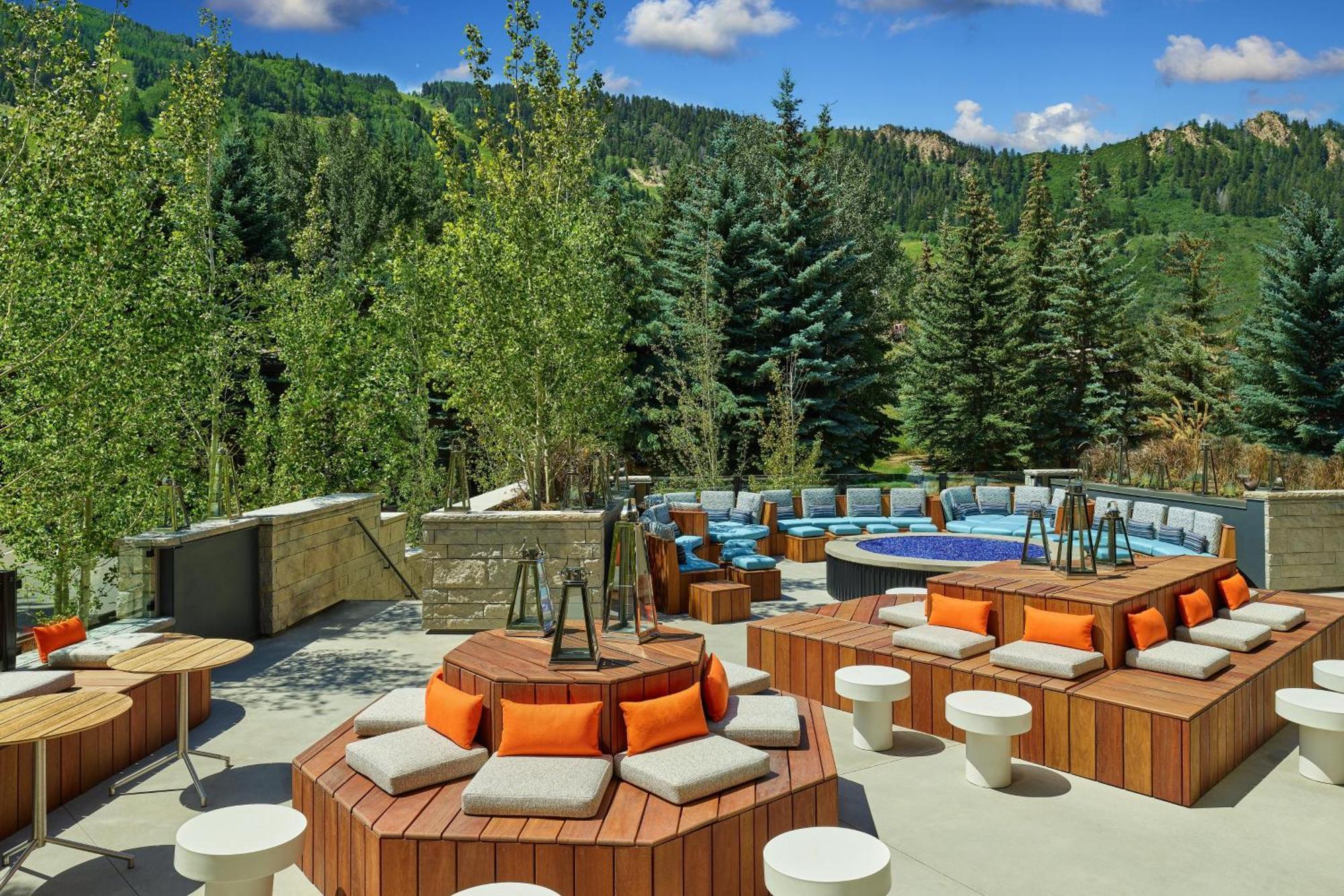 W Aspen Hotel Exterior foto